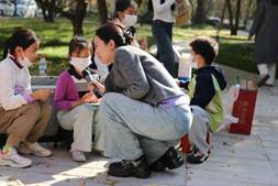 辅导员采访小朋友